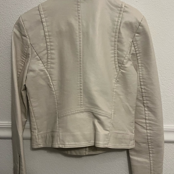 Express cream jacket - Picture 2 of 5